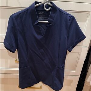 Figs Navy Scrub Top - Size Small